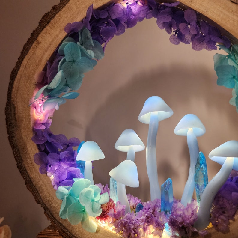 Handcrafted Crystal Mushroom Night Light – Unique Desk Decor & Gift