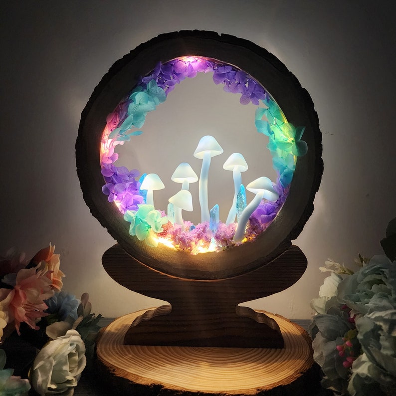 Handcrafted Crystal Mushroom Night Light – Unique Desk Decor & Gift